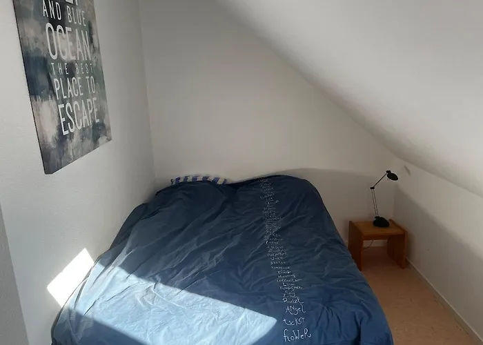 דירה A 100m De La *